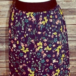 LuLaRoe XL Lola Skirt